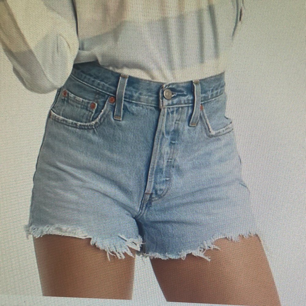 Levi 501 5 button fly jean shorts
